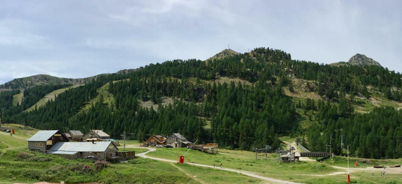 Chaleureux 3 pièces 50m² plein sud avec grande terrasse au pied des pistes à Isola 2000 Exterior foto